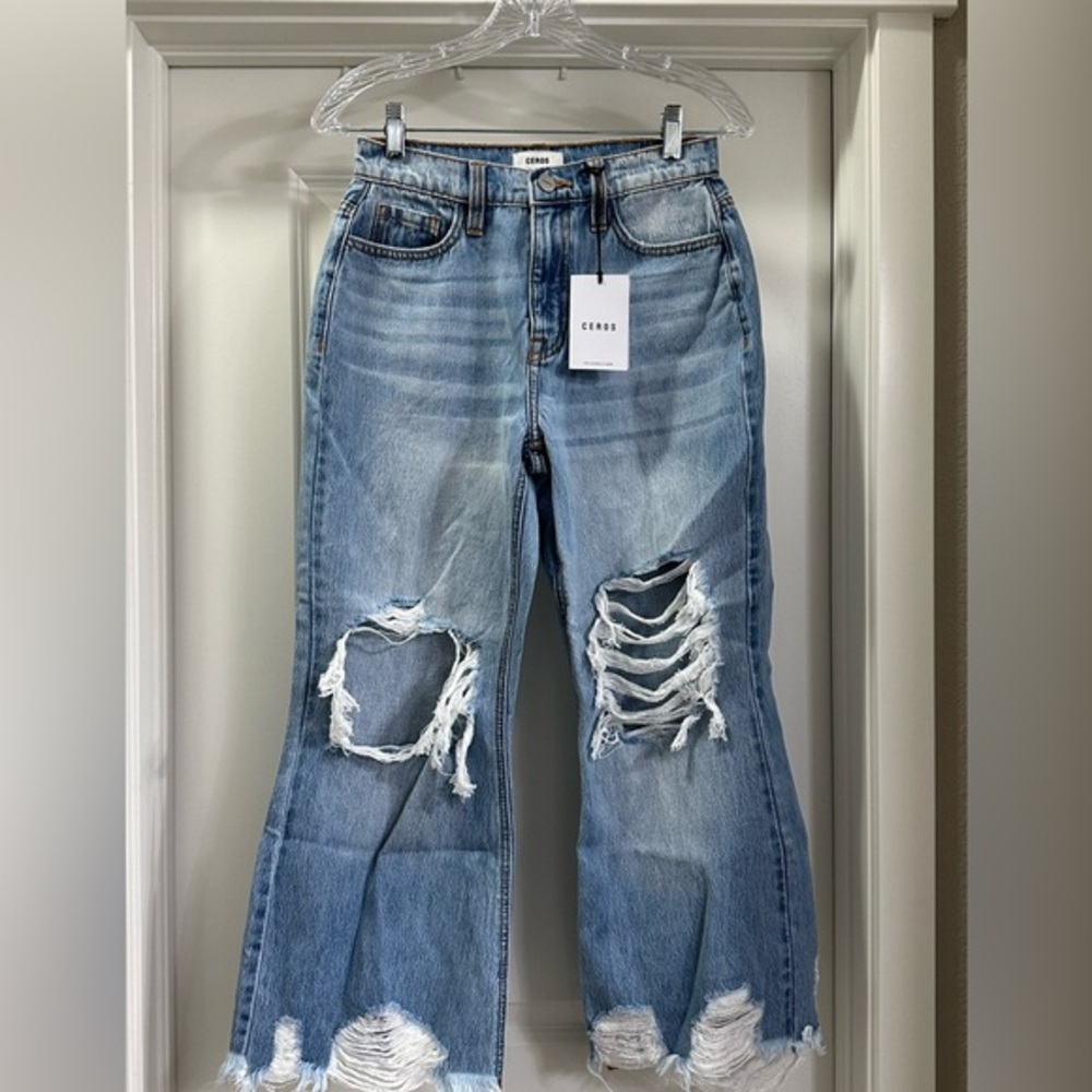 Ceros High Rise Crop Straight Leg Jeans New